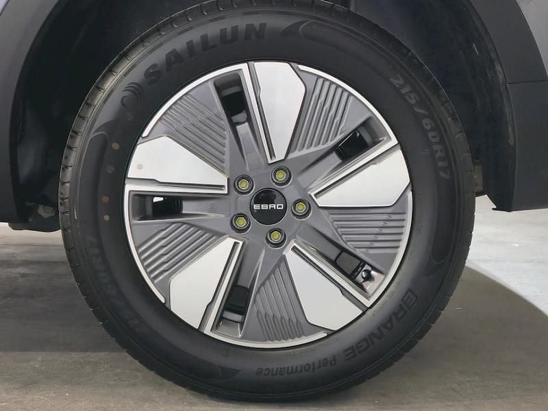 Usado Ebro s400 211 CV (155 kW) 2025 Gris / plata SUV