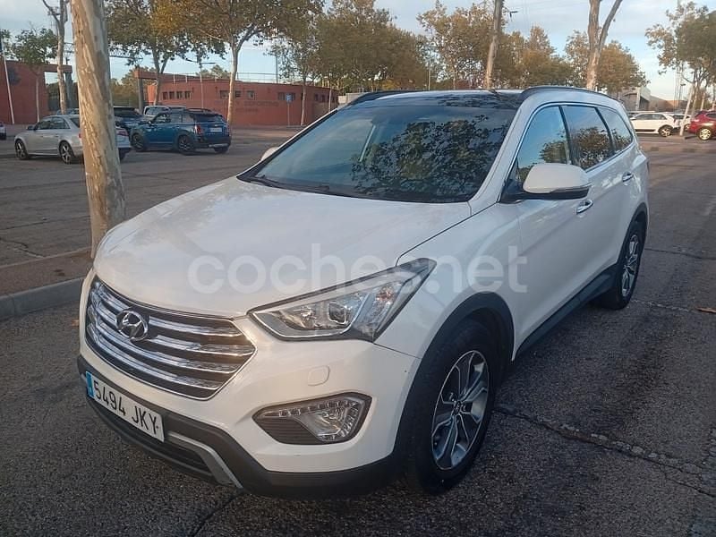 Blanco Usado 2016 Hyundai Grand Santa Fe Style SUV | 17.900 € - Imagen 1/4