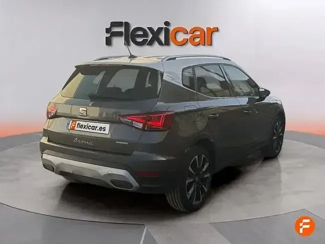 Usado Seat Arona FR 150 CV (110 kW) 2024 Gris SUV