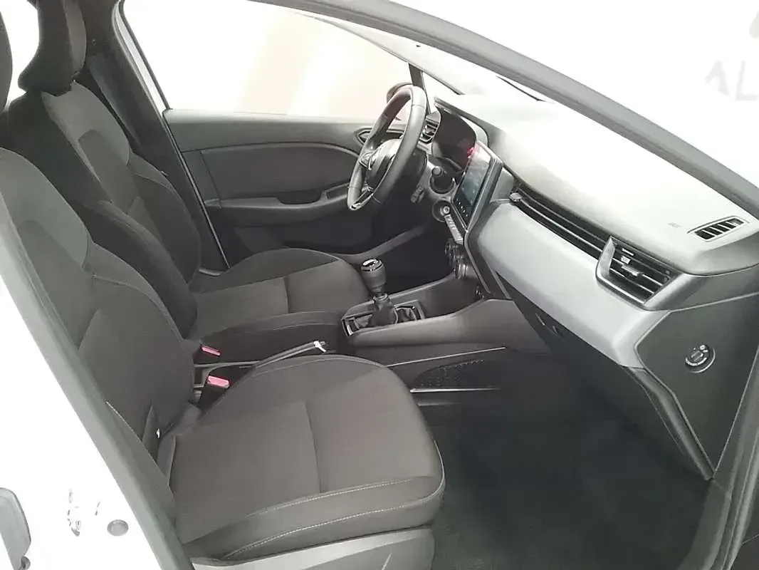 Usado Renault Clio Business 101 CV (74 kW) 2021 Blanco Utilitario
