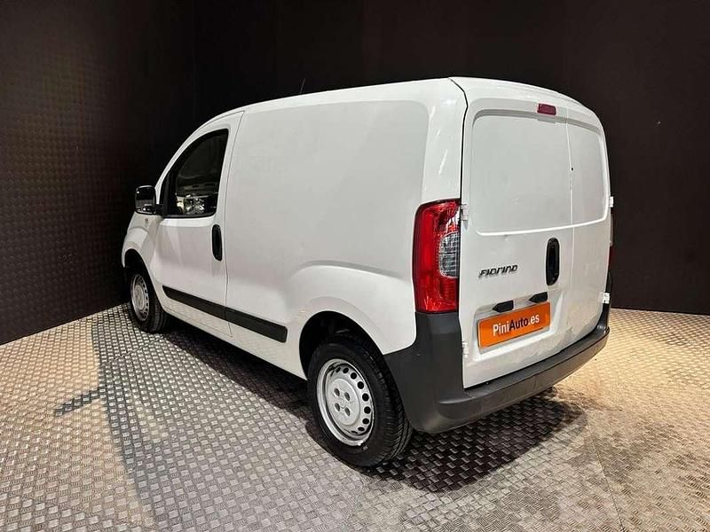 Usado Fiat Fiorino 75 CV (55 kW) 2017 Blanco Monovolumen