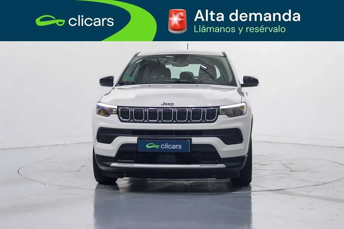 Usado Jeep Compass Altitude 129 CV (94 kW) 2025 Blanco SUV
