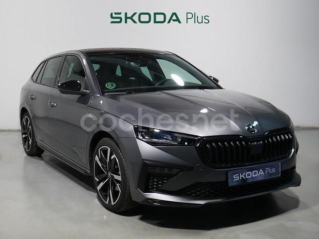 Nuevo Skoda Scala Monte Carlo 150 CV (110 kW) 2025 Gris / plata Utilitario