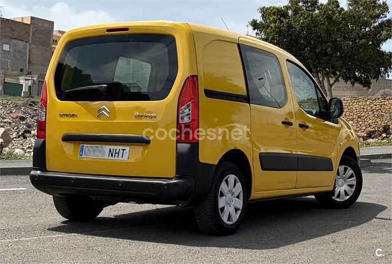 Usado Citroën Berlingo 90 CV (66 kW) 2012 Amarillo Monovolumen