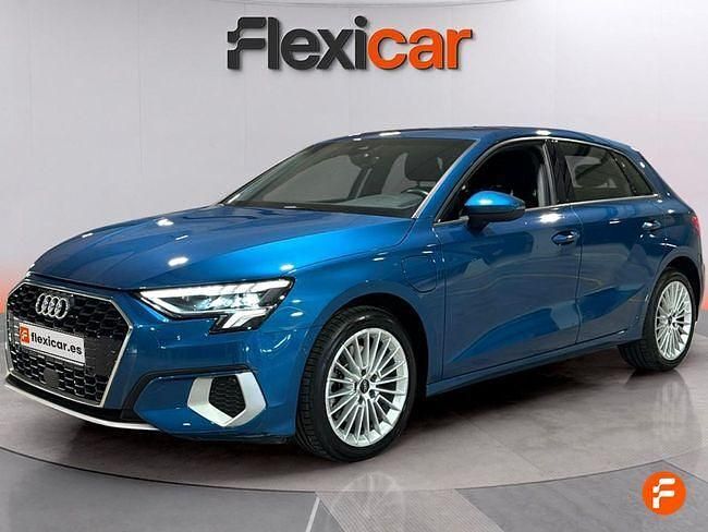 Usado Audi A3 Sportback e-tron Advanced Plus 204 CV (150 kW) 2021 Azul Utilitario
