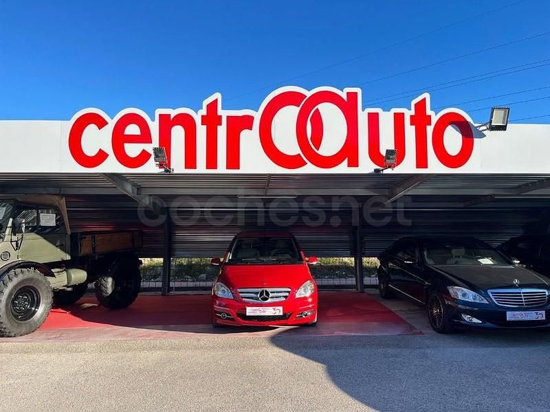 Usado Mercedes B200 140 CV (102 kW) 2008 Rojo Monovolumen
