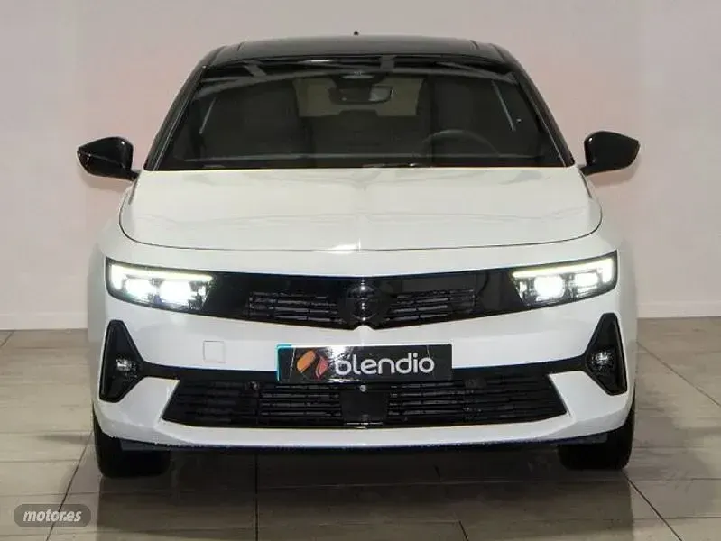 Usado Opel Astra 114 kW (156 CV) 2023 Blanco Utilitario