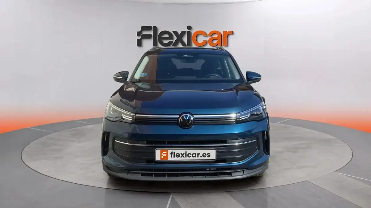 Usado VW Tiguan Life 150 CV (110 kW) 2024 Azul SUV