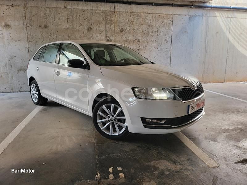 Usado Skoda Rapid 110 CV (80 kW) 2019 Blanco Berlina