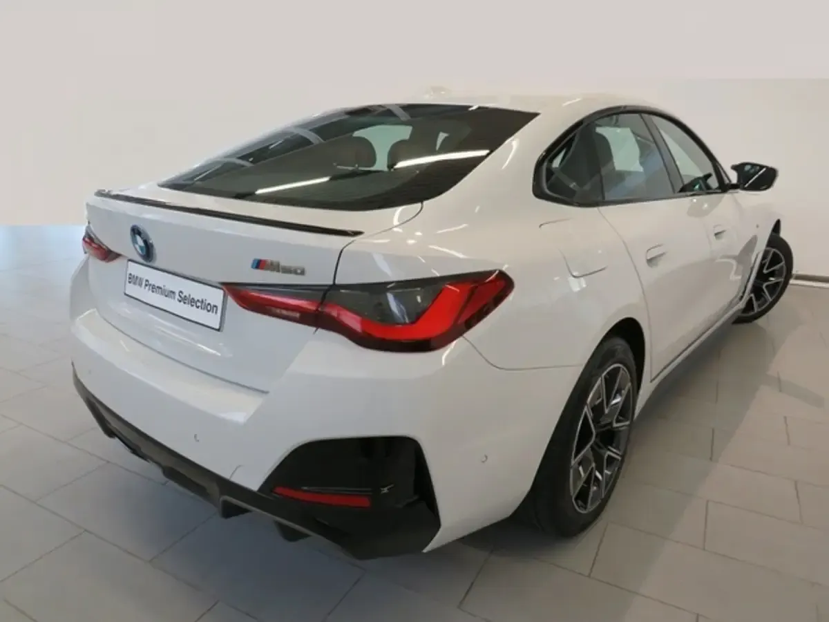 Usado BMW i4 Shadowline 400 kW (544 CV) 2024 Eléctrico Berlina