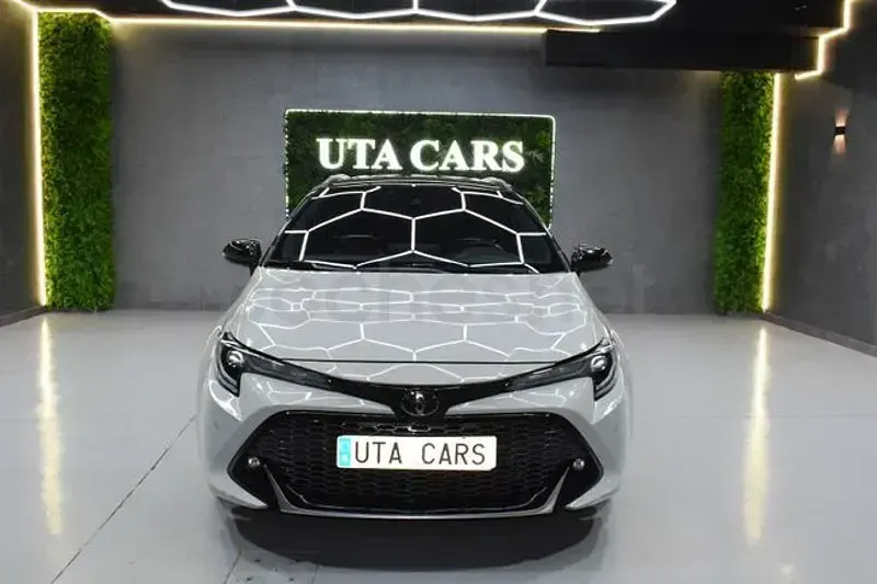 Usado Toyota Corolla Sport 180 CV (132 kW) 2022 Beige Familiar