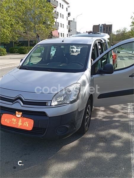 Gris / plata Usado 2013 Citroën Berlingo Monovolumen | 8000 € (Precio justo) - Imagen 1/4