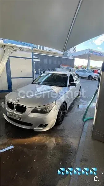 Usado BMW 525 177 CV (130 kW) 2006 Gris / plata Familiar