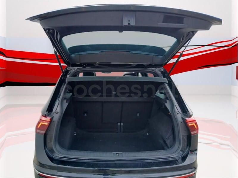 Usado VW Tiguan R-line 150 CV (110 kW) 2021 Negro SUV