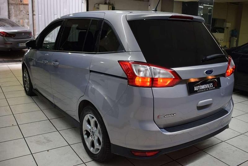 Usado Ford C-MAX Titanium 140 CV (102 kW) 2013 Monovolumen