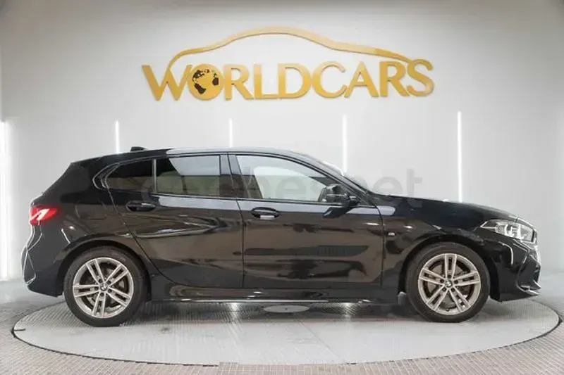 Używany BMW 116 122 KM (89 kW) 2024 Czarny Hatchback