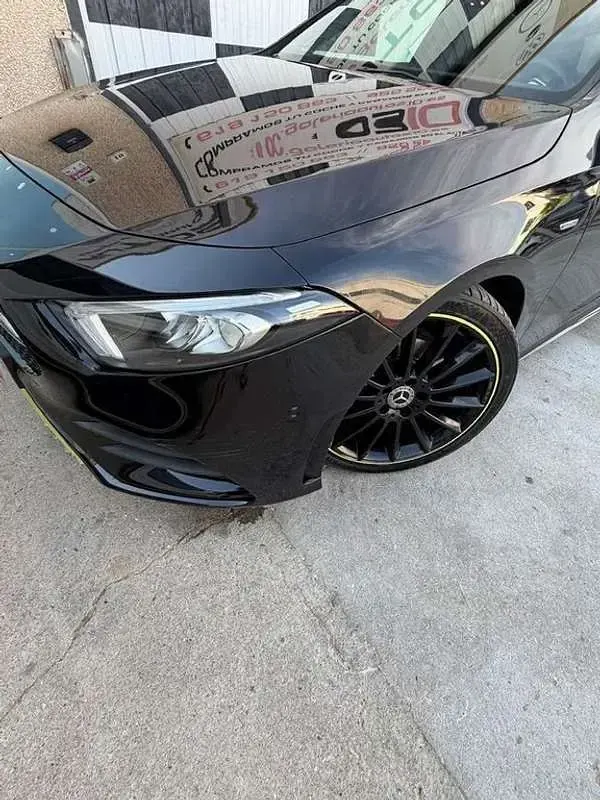 Usado Mercedes A200 163 CV (119 kW) 2018 Negro Berlina