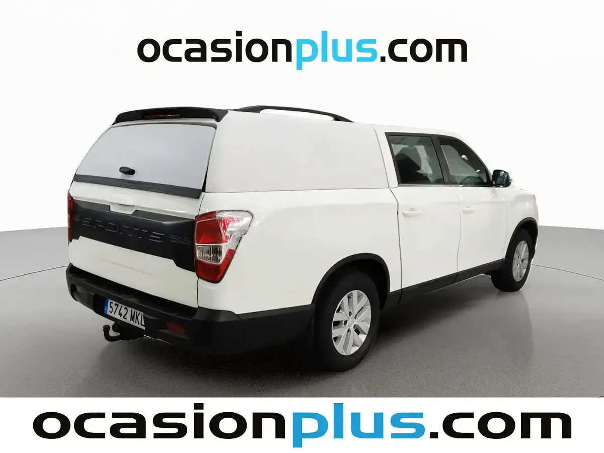 Usado SsangYong Musso 202 CV (148 kW) 2023 Blanco Pickup/Camioneta