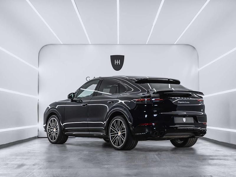 Usado Porsche Cayenne Turbo 550 CV (404 kW) 2021 Negro SUV