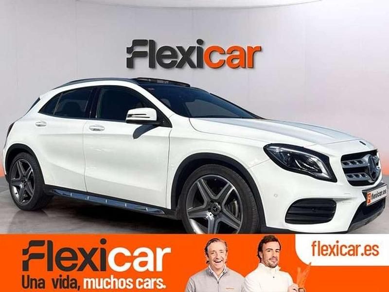 Usado Mercedes GLA220 177 CV (130 kW) 2018 Blanco SUV