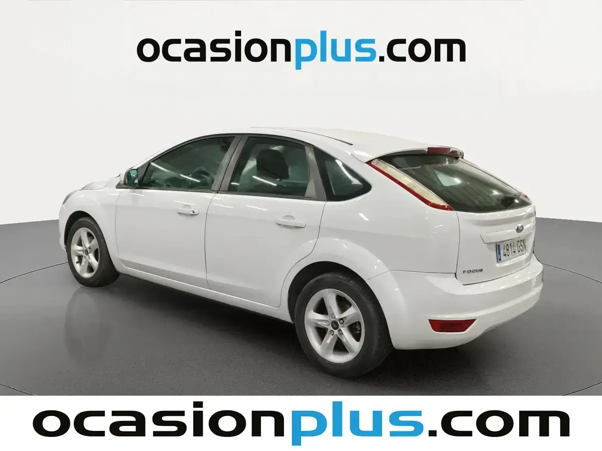 Käytetty Ford Focus Trend 109 HP (80 kW) 2009 Valkoinen Viistoperä