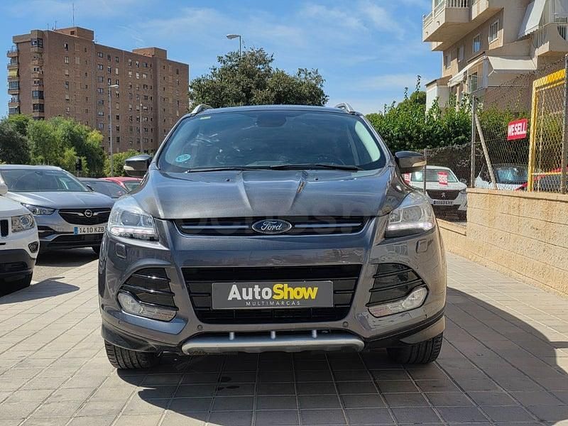 Usado Ford Kuga ST-Line 180 CV (132 kW) 2016 Gris / plata SUV