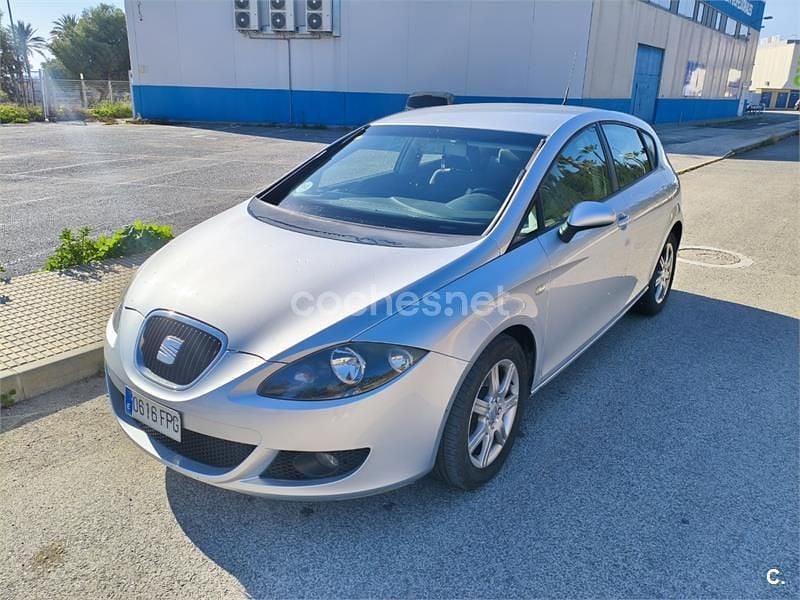 Gris / plata Usado 2007 Seat Leon Stylance Berlina | 4500 € (Buen precio) - Imagen 1/4