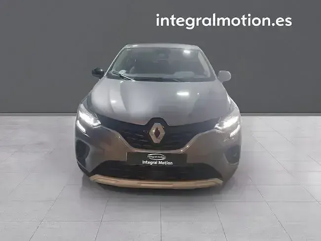 Usado Renault Captur Intens 145 CV (106 kW) 2021 Gris SUV