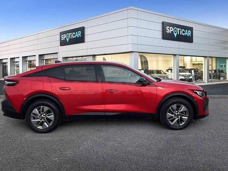 Usado Peugeot 408 Allure 130 CV (95 kW) 2024 Rojo SUV