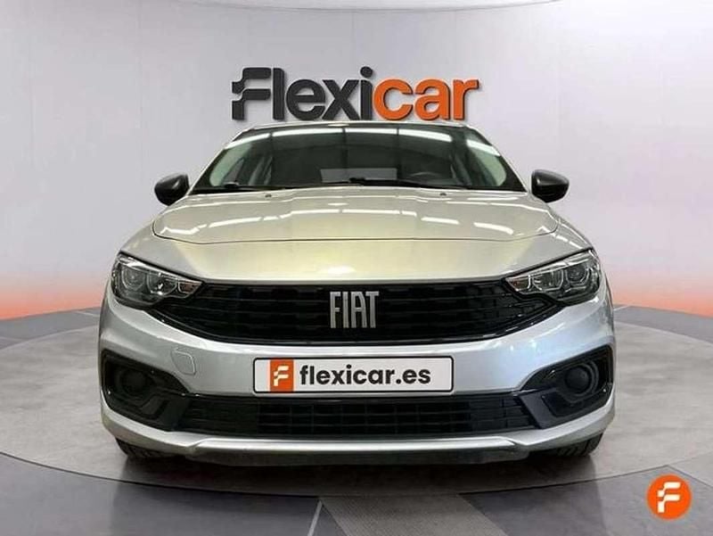 Usado Fiat Tipo City Life 101 CV (74 kW) 2021 Gris Familiar