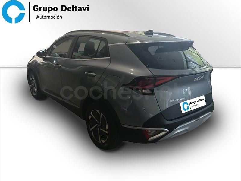 Usado Kia Sportage 150 CV (110 kW) 2024 Gris / plata SUV