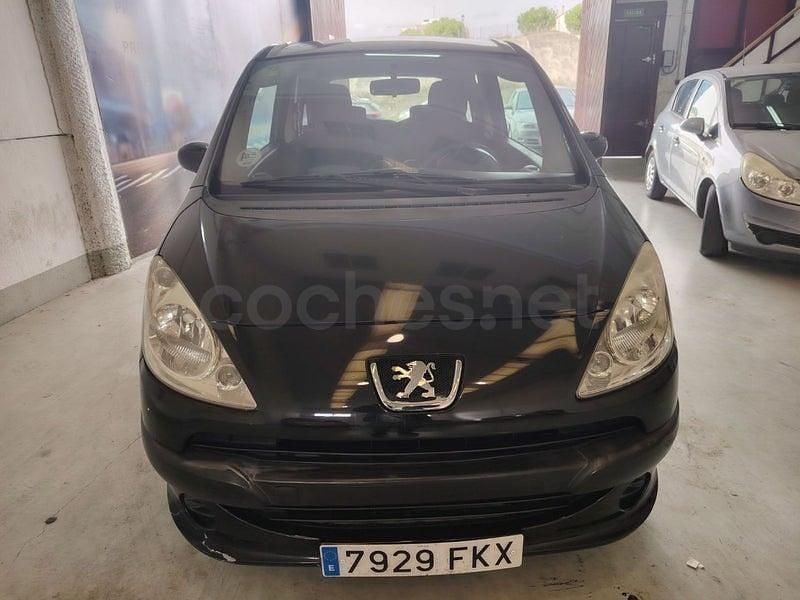 Usado Peugeot 1007 70 CV (51 kW) 2007 Azul Monovolumen