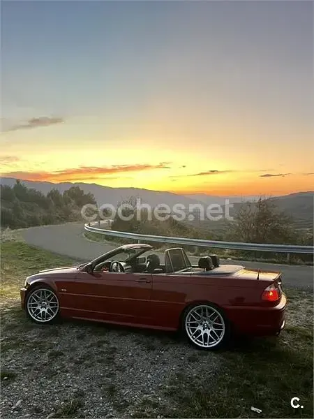 Usado BMW 330 Cabriolet Sport Line 231 HP (169 kW) 2002 Vermelho Cabrios