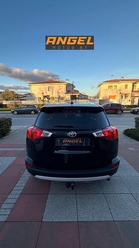 Usado Toyota RAV4 Executive 150 CV (110 kW) 2015 Negro SUV