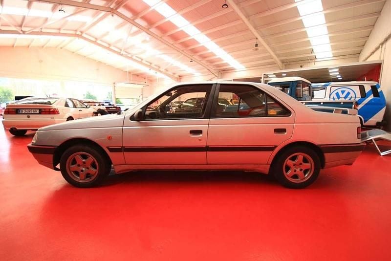 Occasion Peugeot 405 109 ch (80 kW) 1989 Gris Berline