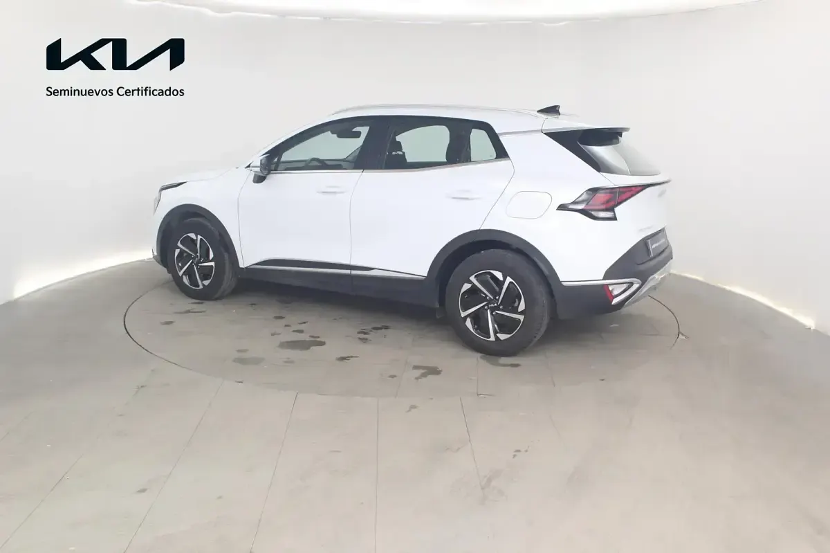 Usado Kia Sportage 160 CV (117 kW) 2025 Blanco SUV