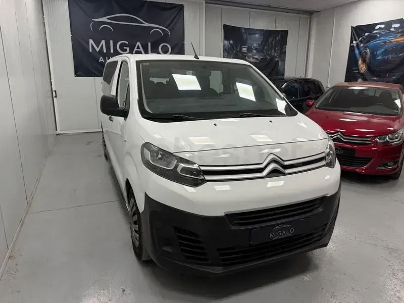Usado Citroën Spacetourer Feel 120 CV (88 kW) 2018 Blanco Monovolumen