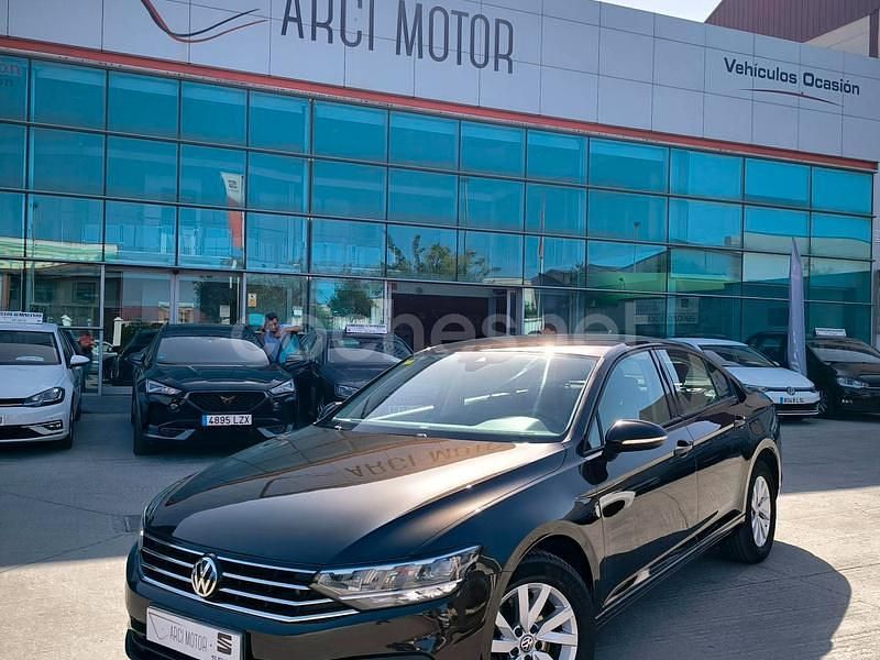 Usado VW Passat Business 150 CV (110 kW) 2020 Negro Berlina