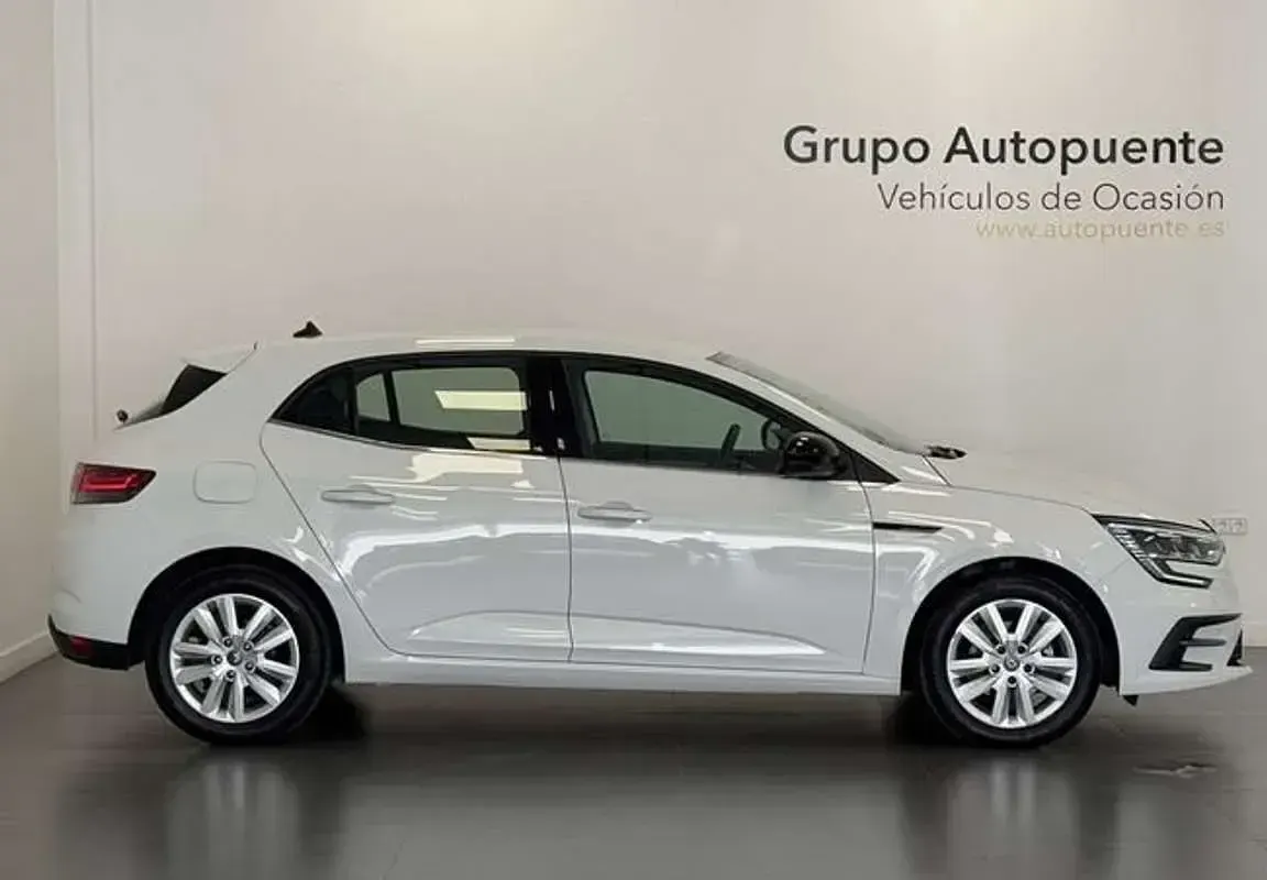 Usado Renault Mégane II Business 116 CV (85 kW) 2021 Blanco Berlina