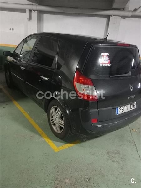 Usado Renault Scénic II Privilege 120 CV (88 kW) 2005 Negro Monovolumen