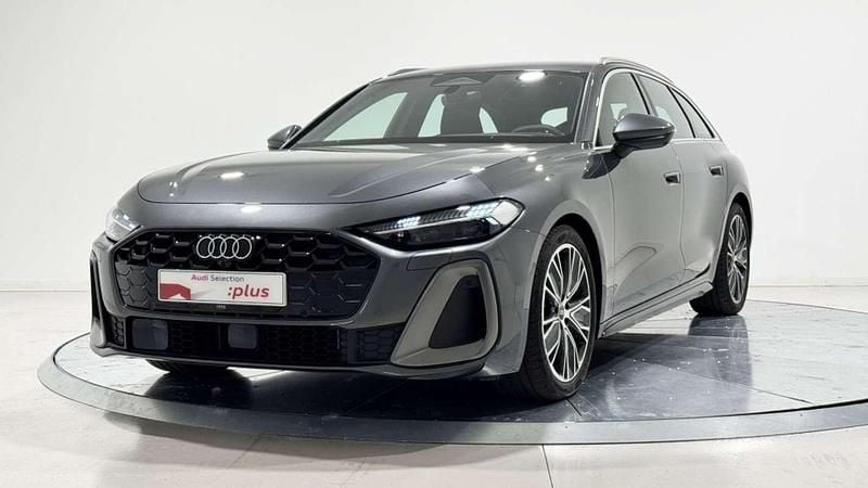 Usado Audi A5 204 CV (150 kW) 2024 Gris Familiar