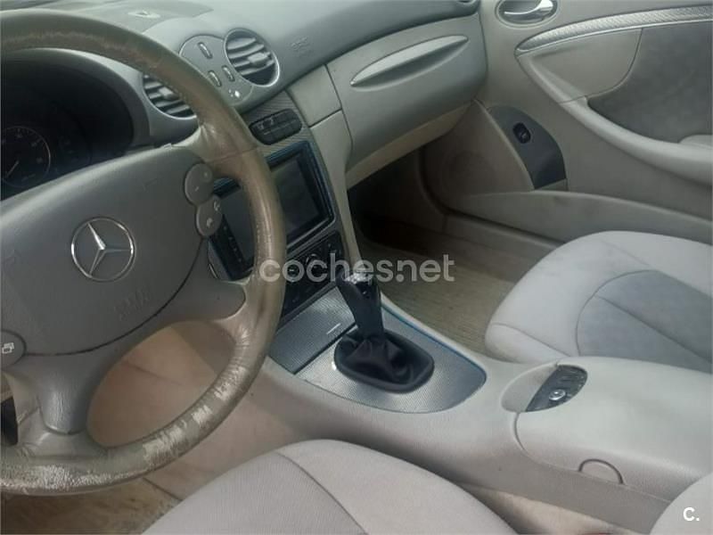 Usado Mercedes CLK270 Avantgarde 170 CV (125 kW) 2003 Negro Coupe