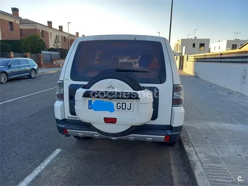 Usado Mitsubishi Montero Invite 160 CV (117 kW) 2008 Blanco SUV