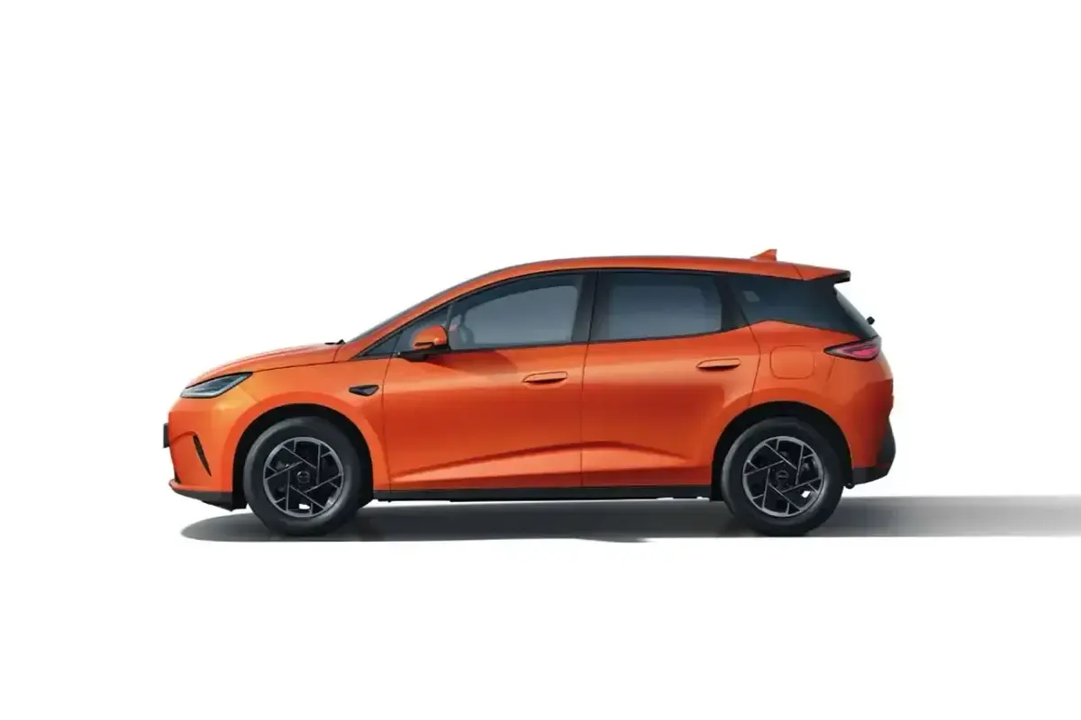 Nuevo BYD Dolphin Active 128 kW (175 CV) 2026 Naranja Utilitario