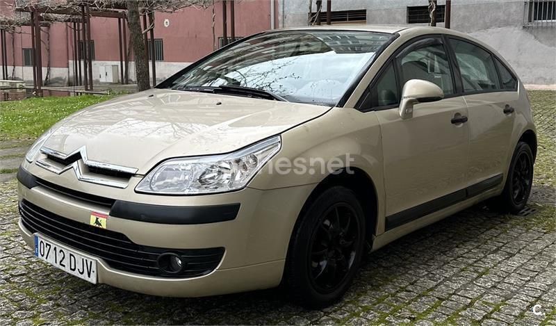 Beige Usado 2005 Citroën C4 Berlina | 1800 € (Super precio) - Imagen 1/2