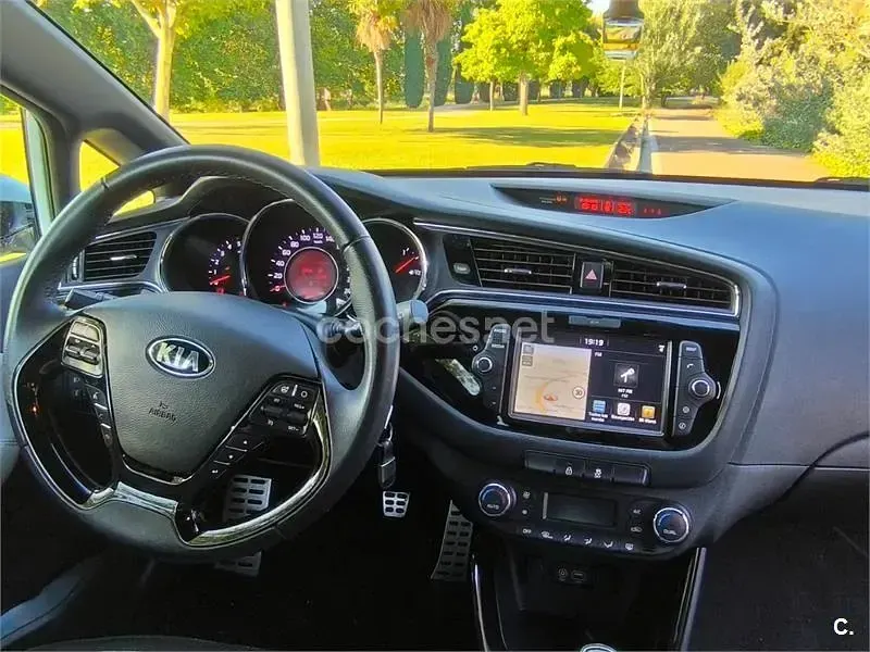 Usado Kia Ceed GT 136 CV (100 kW) 2018 Blanco Berlina