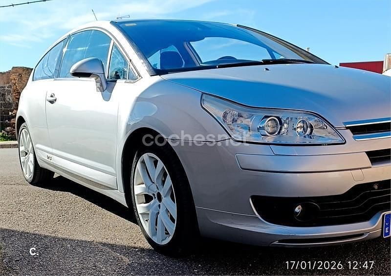 Usado Citroën C4 138 CV (101 kW) 2005 Gris / plata Berlina