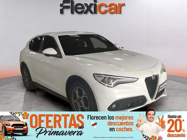 Usado Alfa Romeo Stelvio Sprint 160 CV (117 kW) 2022 Blanco SUV
