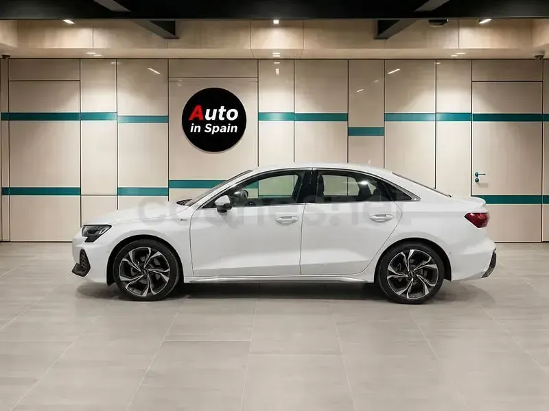 Usado Audi A3 Advanced 150 CV (110 kW) 2025 Blanco Berlina