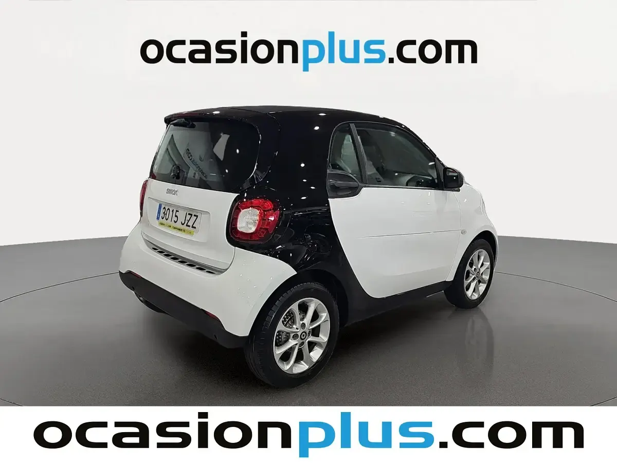 Usado Smart ForTwo Coupé Passion 71 CV (52 kW) 2017 Coupe